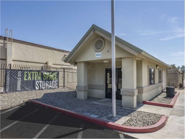 Extra Space Storage - 8067 - Lodi - Cherokee Lane - 600 South Cherokee Lane
