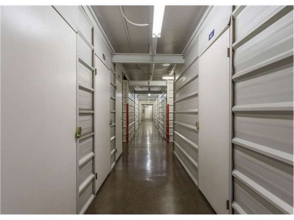 Extra Space Storage - 0396 - Glendora - E Arrow Hwy - 825 East Arrow Highway