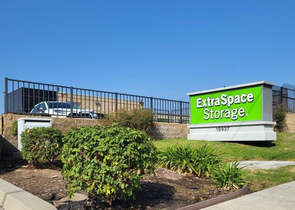Extra Space Storage - 0223 - Walnut - E Walnut Drive So - 19937 East Walnut Drive South