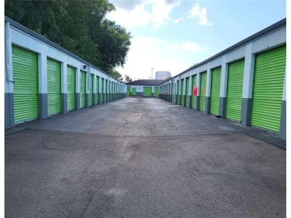 Extra Space Storage - 0903 - Memphis - Union Ave - 395 Union Avenue