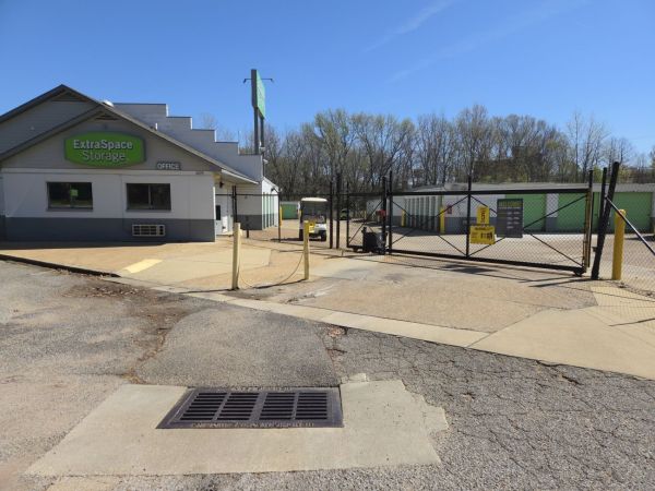 Extra Space Storage - 0951 - Memphis - Union Ave Ext - 2699 Union Avenue Extended