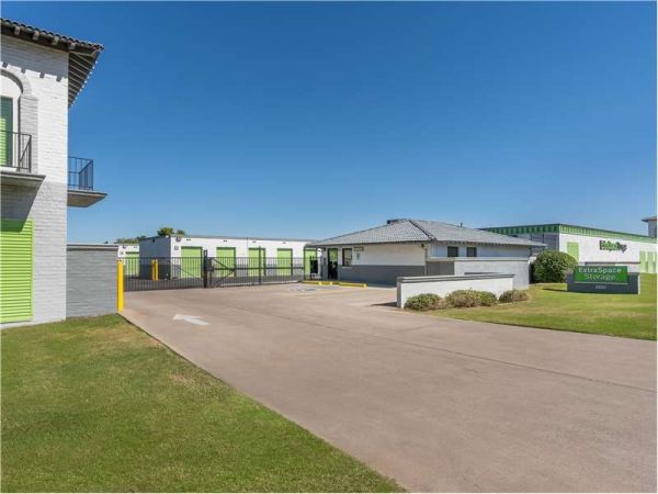 Extra Space Storage - 0226 - Tempe - West Southern Ave - 2222 West Southern Avenue