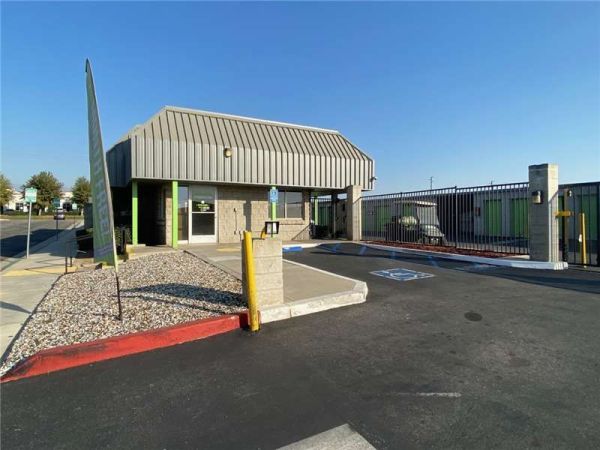 Extra Space Storage - 0235 - Redlands - Alabama - 321 Alabama Street