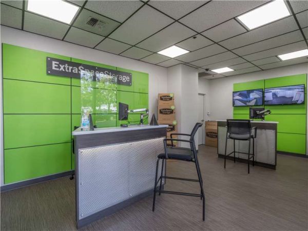 Extra Space Storage - 0394 - Whittier - Comstock - 7037 Comstock Avenue