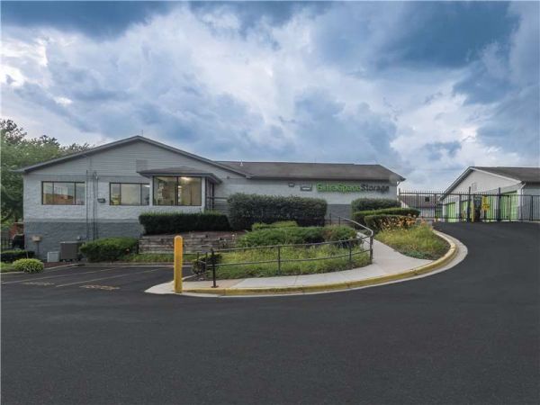 Extra Space Storage - 0493 - Germantown - Wisteria Dr - 13200 Wisteria Drive