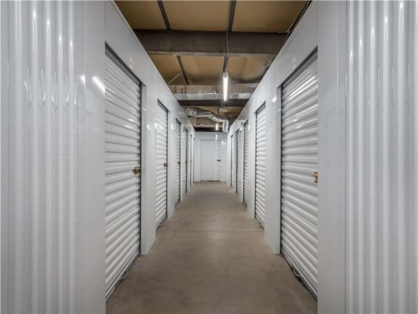 Extra Space Storage - 0517 - Tempe - E Southshore Dr - 1601 East South Shore Drive