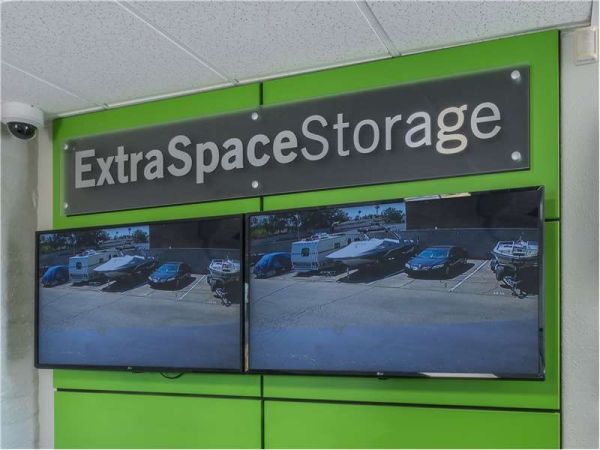 Extra Space Storage - 0517 - Tempe - E Southshore Dr - 1601 East South Shore Drive