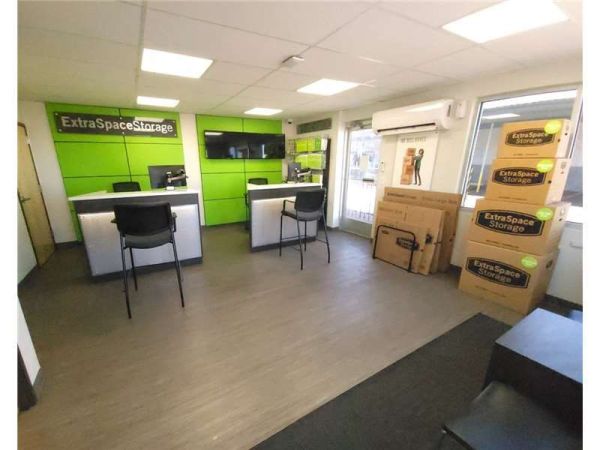 Extra Space Storage - 0534 - Albuquerque - Central Ave SE - 11930 Central Avenue Southeast