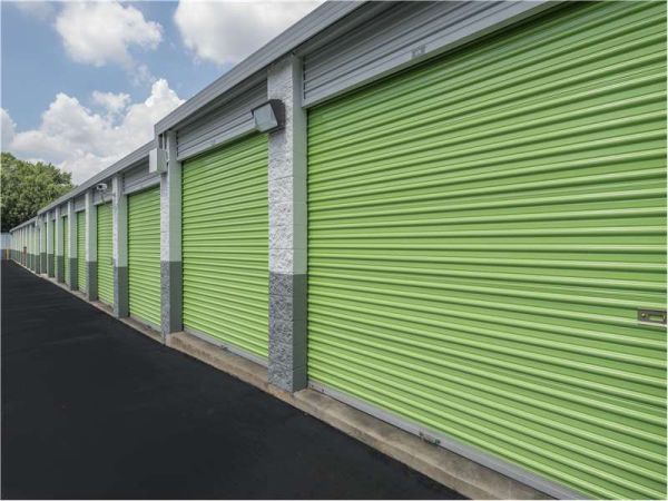 Extra Space Storage - 0587 - Bartlett - Stage Rd - 6937 Stage Road