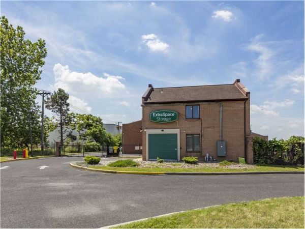Extra Space Storage - 0784 - Pennsauken - S Crescent Blvd - 7480 South Crescent Boulevard