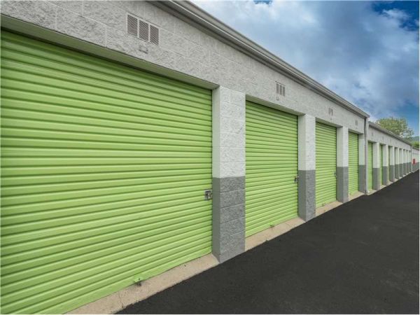 Extra Space Storage - 8222 - Dunmore - Reeves St - 1030 Reeves Street