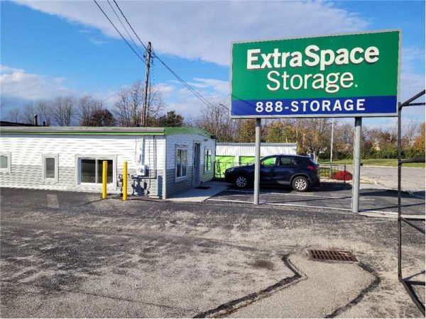 Extra Space Storage - 8223 - Hanover - Roller Cir - 10 Roller Circle
