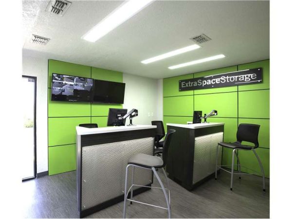 Extra Space Storage - 8186 - Pinellas Park - 62nd Ave N - 4750 62nd Avenue North