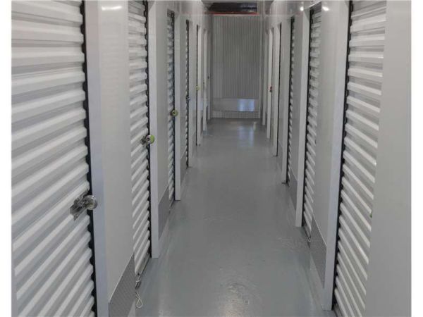 Extra Space Storage - 8442 - Gaithersburg - Woodfield Rd - 18830 Woodfield Road