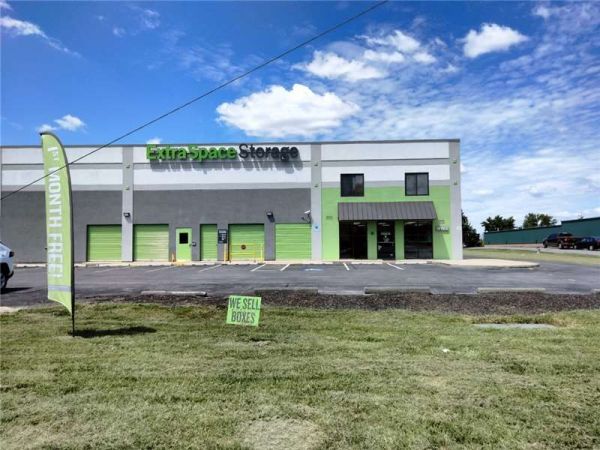 Extra Space Storage - 8442 - Gaithersburg - Woodfield Rd - 18830 Woodfield Road