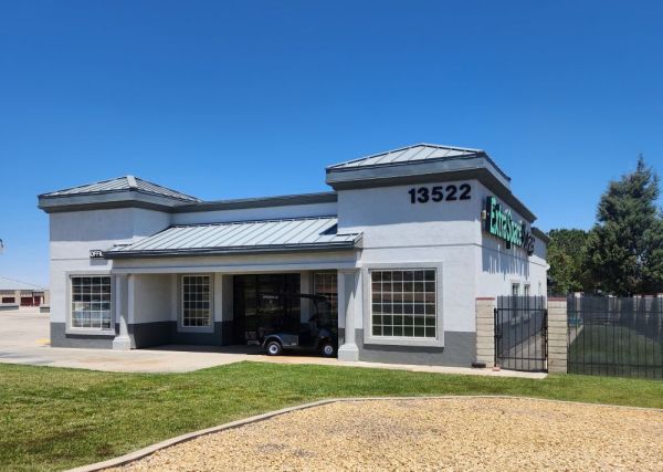 Extra Space Storage - 8526 - Hesperia - 13522 Main Street - 13522 Main Street