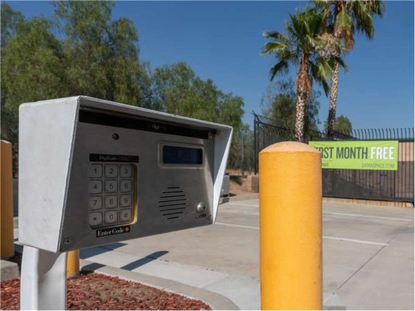 Extra Space Storage - 8529 - Highland - Palm Ave - 1775 Palm Avenue