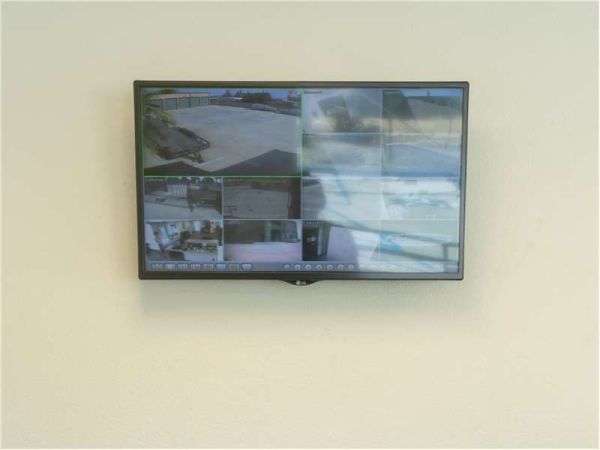 Extra Space Storage - 8529 - Highland - Palm Ave - 1775 Palm Avenue