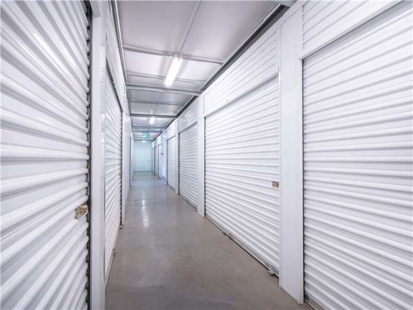 Extra Space Storage - 8525 - Hesperia - Yucca Street - 14400 Yucca Street