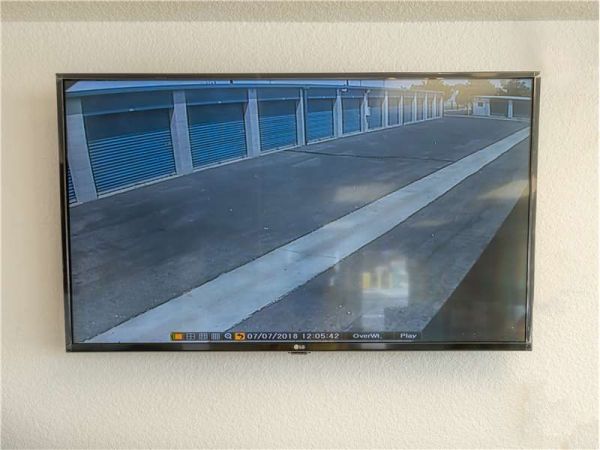 Extra Space Storage - 8525 - Hesperia - Yucca Street - 14400 Yucca Street