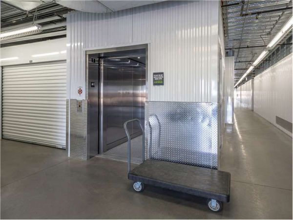Extra Space Storage - 1592 - Gilbert - Baseline Road - 765 East Baseline Road