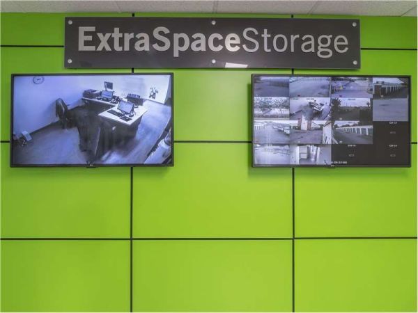 Extra Space Storage - 8602 - Houston - Golfway St - Annex - 7134 Golfway Street