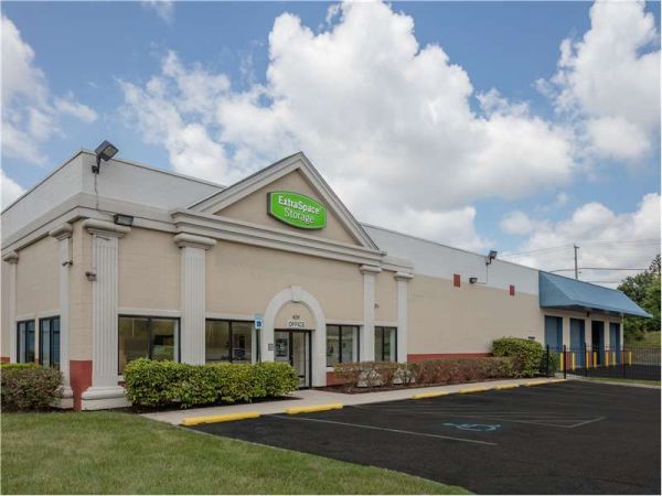 Extra Space Storage - 8605 - Baltimore - Shannon Drive - 4211 Shannon Drive