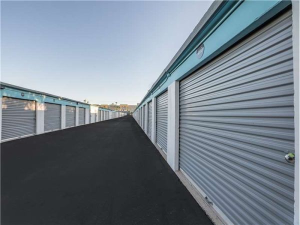 Extra Space Storage - 8800 - Tempe - University Dr - 1964 East University Drive
