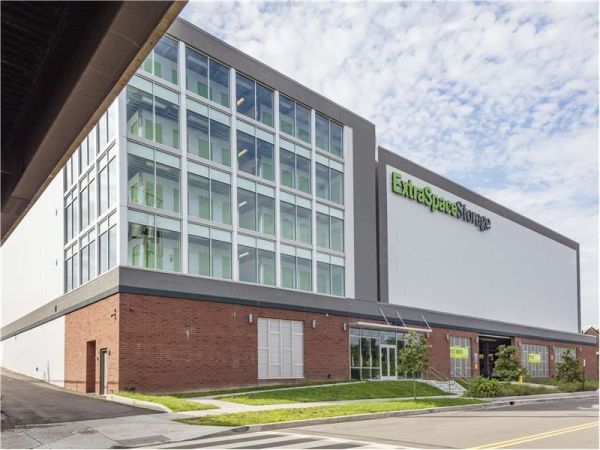 Extra Space Storage - 8767 - Washington DC - 8th Street - 2800 8th Street Northeast