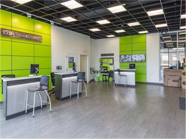 Extra Space Storage - 8767 - Washington DC - 8th Street - 2800 8th Street Northeast