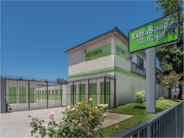 Extra Space Storage - 8811 - Compton - Long Beach Blvd - 305 South Long Beach Boulevard