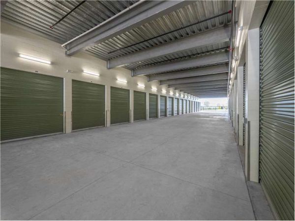 Extra Space Storage - 8841 - Orlando - Curry Ford Rd - 9847 Curry Ford Road