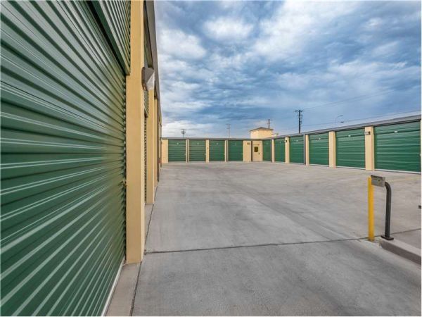 Extra Space Storage - 8929 - Santa Fe - Camino De Jacobo - 1385 Camino de Jacobo