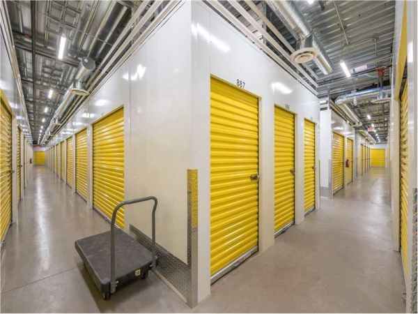 Extra Space Storage - 8929 - Santa Fe - Camino De Jacobo - 1385 Camino de Jacobo
