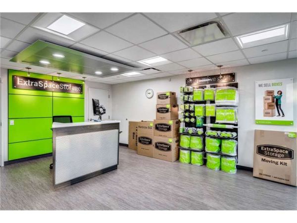 Extra Space Storage - 8949 - Carteret - Lefferts St - 6640 Industrial Hwy