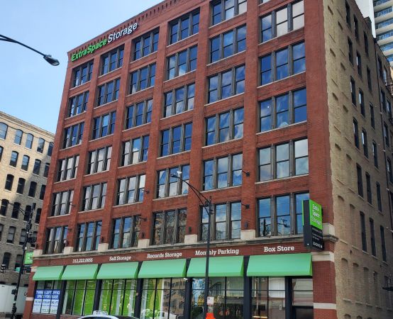Extra Space Storage - 7021 - Chicago - Ohio St - 333 West Ohio Street
