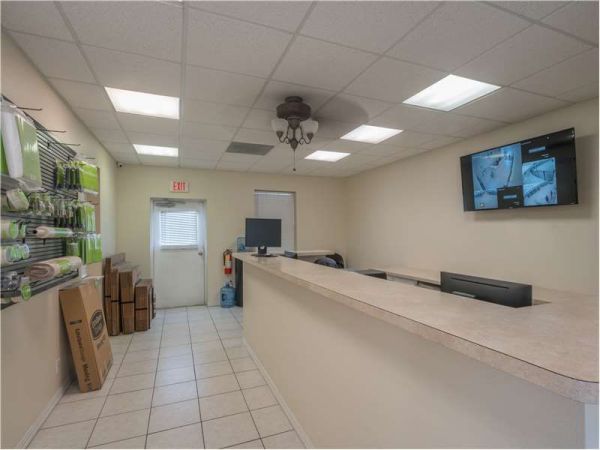 Extra Space Storage - 7067 - Seagoville - N Highway 175 - 1106 U.S. 175 Frontage Road