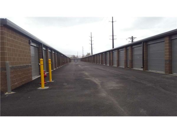 Extra Space Storage - 7177 - Centerville - 1205 West - 1205 West 200 North