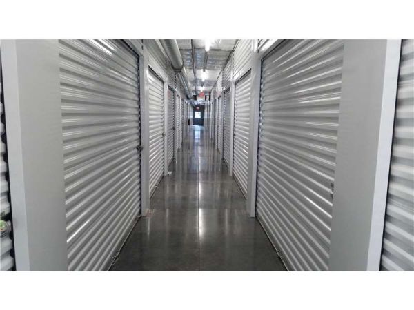 Extra Space Storage - 7177 - Centerville - 1205 West - 1205 West 200 North