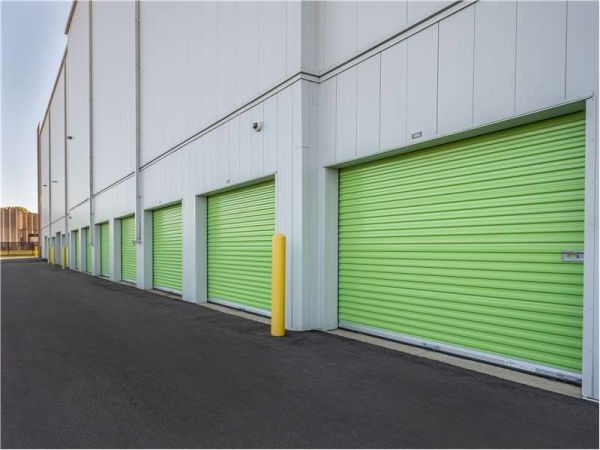 Extra Space Storage - 7225 - Bloomington - Penn Ave - 9601 Penn Avenue South