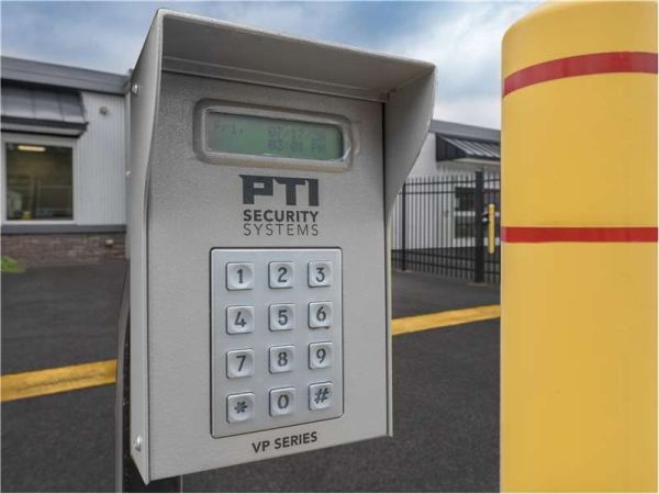Extra Space Storage - 7234 - Coatesville - Caln Rd - 99 North Caln Road