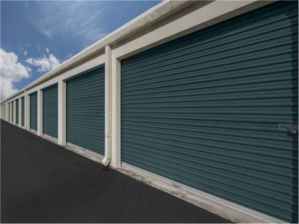 Extra Space Storage - 7231 - Columbia - Rabon Rd - 270 Rabon Road