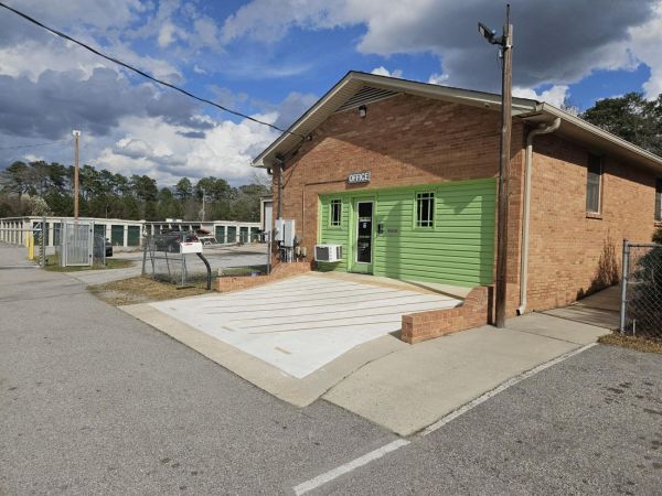 Extra Space Storage - 7231 - Columbia - Rabon Rd - 270 Rabon Road