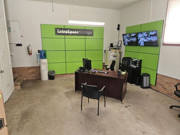 Extra Space Storage - 7231 - Columbia - Rabon Rd - 270 Rabon Road