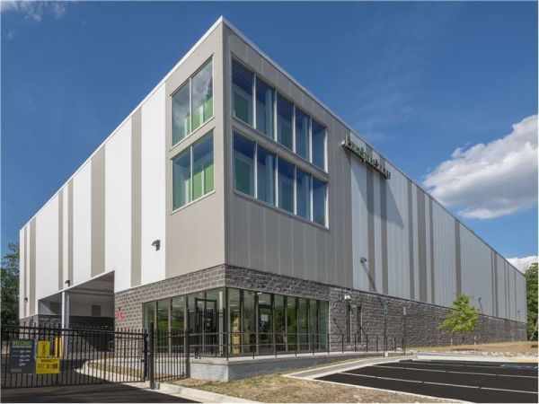 Extra Space Storage - 8760 - Columbia - Guilford Rd - 9201 Guilford Road