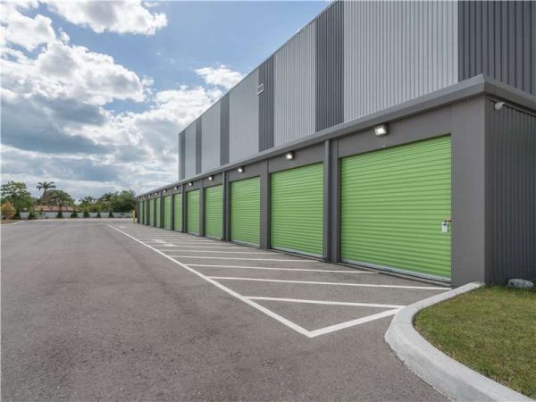 Extra Space Storage - 8978 - Englewood - Indiana Ave - 540 North Indiana Avenue