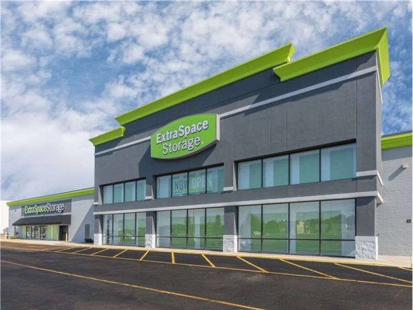 Extra Space Storage - 7112 - Youngstown - Boardman Canfield Rd - 472 Boardman-Canfield Road