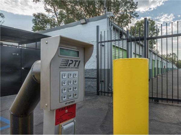 Extra Space Storage - 7350 - Lake Elsinore - Riverside Dr - 29135 Riverside Drive
