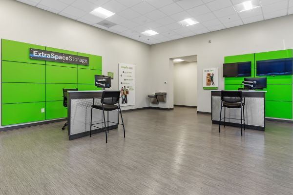 Extra Space Storage - 7246 - Phoenix - 27th Ave - 3615 North 27th Avenue