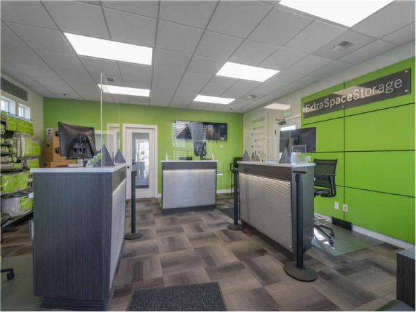 Extra Space Storage - 7325 - Spokane Valley - East Sprague - 16104 East Sprague Avenue